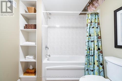 5740 Stibbard Road, Mississauga (Central Erin Mills), ON - Indoor Photo Showing Bathroom