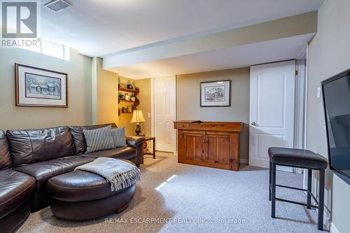 5740 Stibbard Road, Mississauga (Central Erin Mills), ON - Indoor Photo Showing Living Room