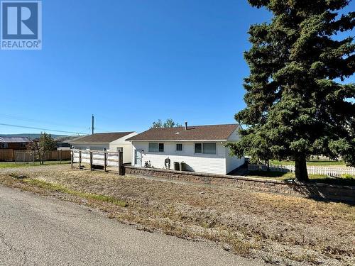 601 97A Avenue, Dawson Creek, BC - Outdoor