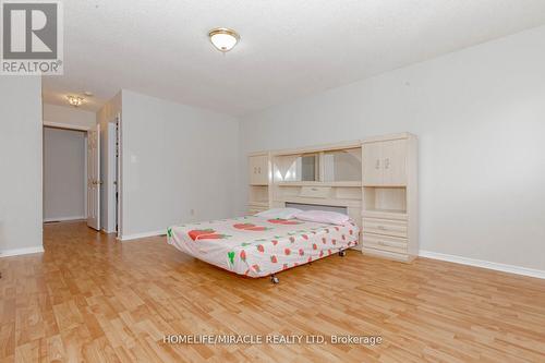 37 Candy Crescent, Brampton (Credit Valley), ON - Indoor Photo Showing Bedroom