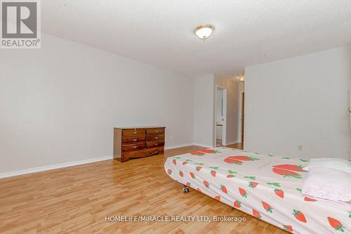 37 Candy Crescent, Brampton (Credit Valley), ON - Indoor Photo Showing Bedroom