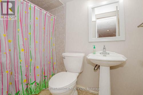 37 Candy Crescent, Brampton, ON - Indoor Photo Showing Bathroom