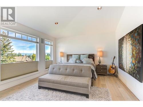 465 Okaview Road, Kelowna, BC - Indoor Photo Showing Bedroom