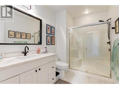 465 Okaview Road, Kelowna, BC - Indoor Photo Showing Bathroom