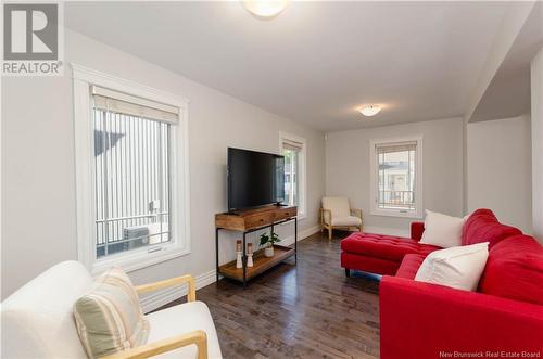 472 Robinson Street, Moncton, NB - Indoor Photo Showing Living Room