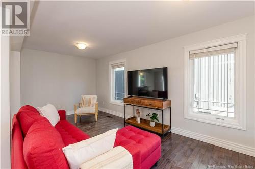 472 Robinson Street, Moncton, NB - Indoor Photo Showing Living Room