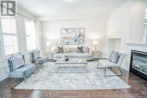 3102 Gladeside Avenue, Oakville, ON - Indoor Photo Showing Living Room With Fireplace