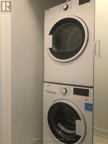 604 - 50 Ordnance Street, Toronto (Niagara), ON - Indoor Photo Showing Laundry Room