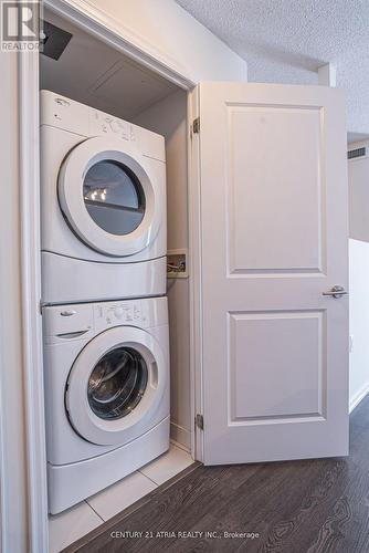 1603 - 125 Western Battery Road, Toronto, ON - Indoor Photo Showing Laundry Room