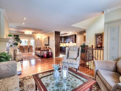 Living room - 1553 Boul. Jolibourg, Laval (Sainte-Dorothée), QC - Indoor Photo Showing Living Room