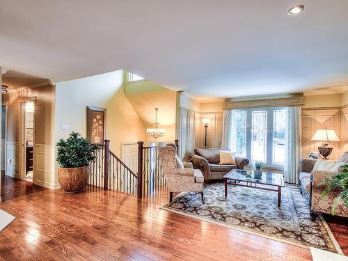 Overall view - 1553 Boul. Jolibourg, Laval (Sainte-Dorothée), QC - Indoor Photo Showing Living Room