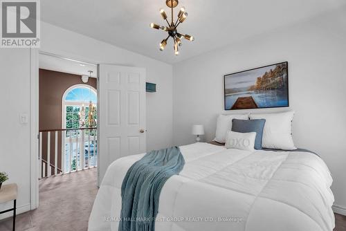 25 Crispin Court, Markham (Buttonville), ON - Indoor Photo Showing Bedroom