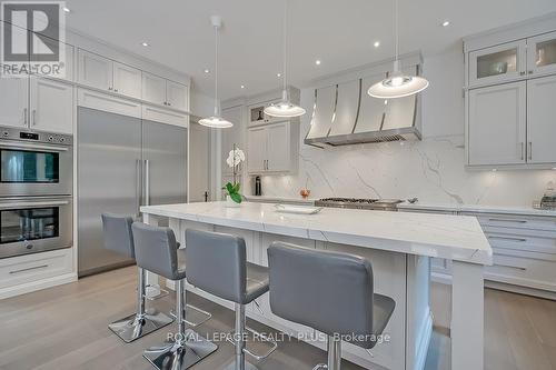 3136 Limestone Road, Milton, ON - Indoor Photo Showing Kitchen With Upgraded Kitchen