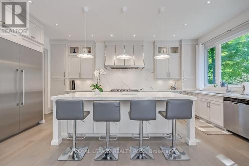 3136 Limestone Road, Milton, ON - Indoor Photo Showing Kitchen With Upgraded Kitchen