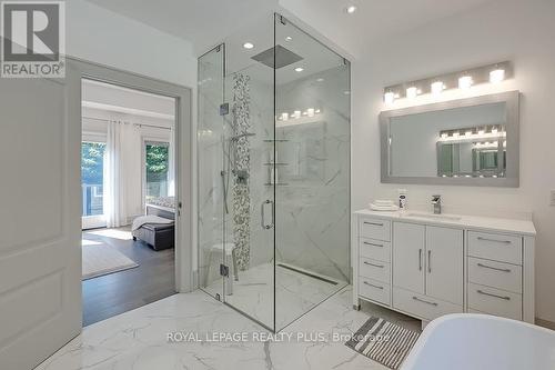 3136 Limestone Road, Milton, ON - Indoor Photo Showing Bathroom