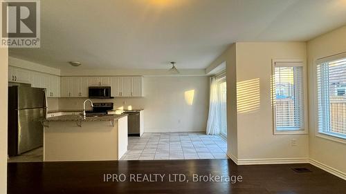 83 Benhurst Crescent, Brampton, ON - Indoor Photo Showing Kitchen