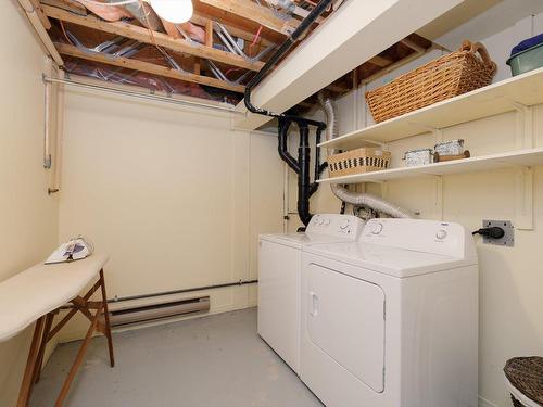 Laundry room - 22 Rue Stephenson, Hudson, QC 