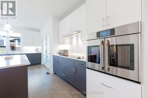 2358 Wickerson Road, London, ON - Indoor Photo Showing Kitchen With Upgraded Kitchen