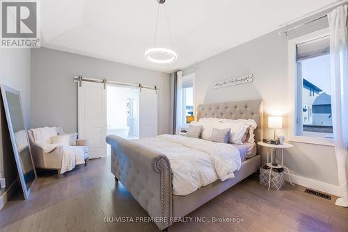 2358 Wickerson Road, London, ON - Indoor Photo Showing Bedroom