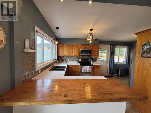 4901 Straume Avenue, Terrace, BC - Indoor Photo Showing Kitchen With Double Sink