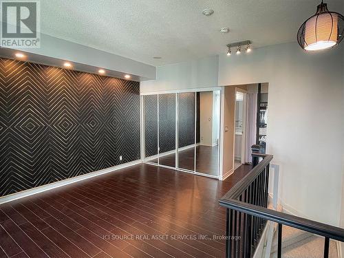 915 - 3939 Duke Of York Boulevard, Mississauga (City Centre), ON - Indoor Photo Showing Other Room