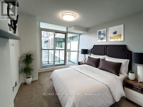 1123 - 80 Esther Lorrie Drive, Toronto (West Humber-Clairville), ON - Indoor Photo Showing Bedroom