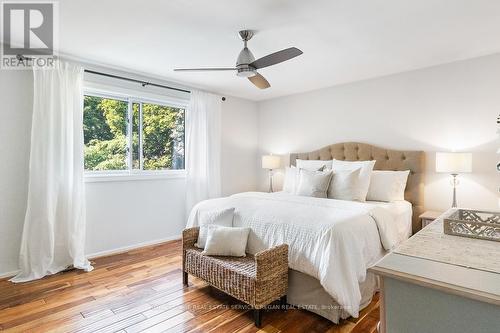 1381 Beemer Avenue, Mississauga, ON - Indoor Photo Showing Bedroom