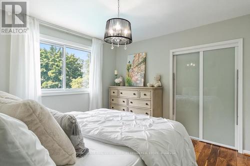 1381 Beemer Avenue, Mississauga, ON - Indoor Photo Showing Bedroom