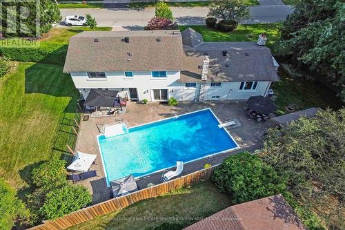 1381 Beemer Avenue, Mississauga, ON - Outdoor With In Ground Pool