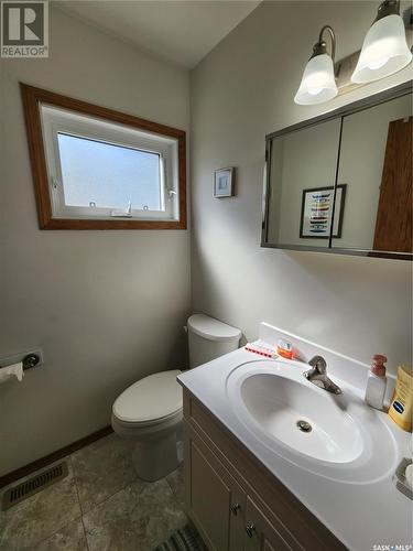 114 Cairo Street, Wolseley, SK - Indoor Photo Showing Bathroom