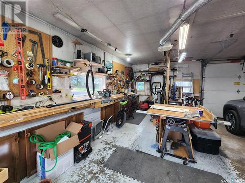 114 Cairo Street, Wolseley, SK - Indoor Photo Showing Garage