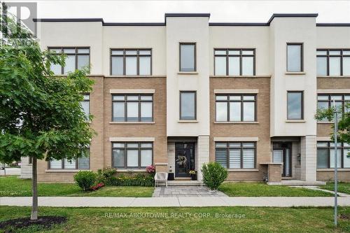 3081 Ernest Appelbe Boulevard W, Oakville, ON - Outdoor