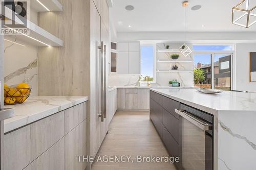 231 Falstaff Avenue, Toronto (Maple Leaf), ON - Indoor Photo Showing Kitchen