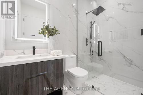 231 Falstaff Avenue, Toronto (Maple Leaf), ON - Indoor Photo Showing Bathroom