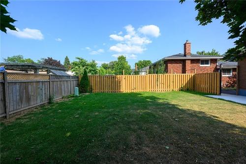 32 Miami Drive, Hamilton, ON - Outdoor