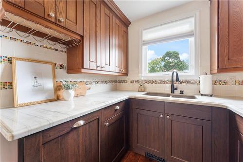 57 West 4Th Street, Hamilton, ON - Indoor Photo Showing Kitchen With Double Sink