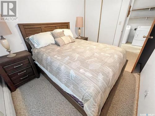 201 1110 9Th Avenue Ne, Swift Current, SK - Indoor Photo Showing Bedroom