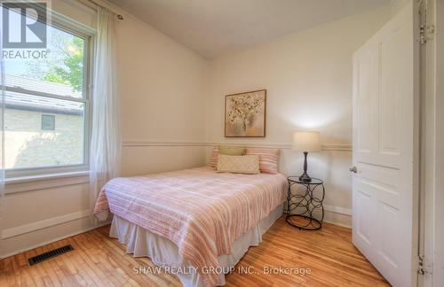 51 Crombie Street, Cambridge, ON - Indoor Photo Showing Bedroom