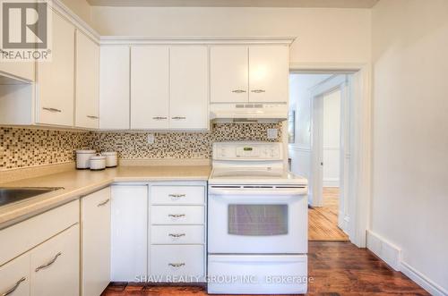 51 Crombie Street, Cambridge, ON - Indoor Photo Showing Kitchen