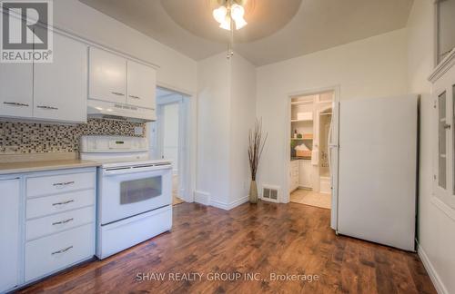 51 Crombie Street, Cambridge, ON - Indoor Photo Showing Kitchen