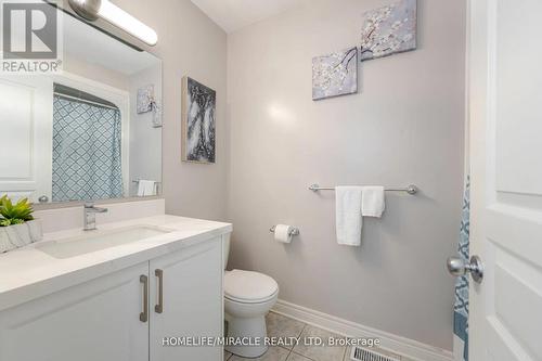 228 Lea Crescent, Welland, ON - Indoor Photo Showing Bathroom