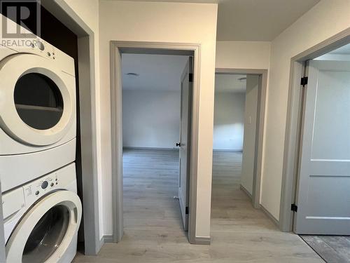 912 106 Avenue, Dawson Creek, BC - Indoor Photo Showing Laundry Room