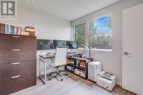 1515 Highland Drive N Unit# 21, Kelowna, BC - Indoor Photo Showing Office