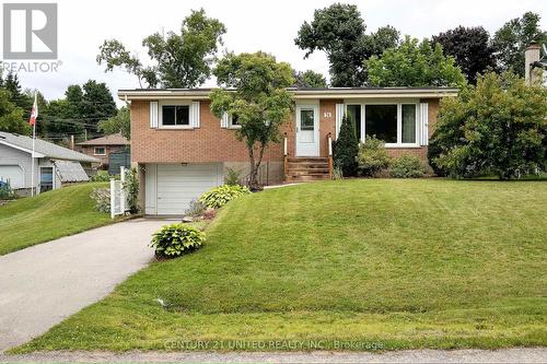 76 Caroline Street, Smith-Ennismore-Lakefield (Lakefield), ON - Outdoor With Facade