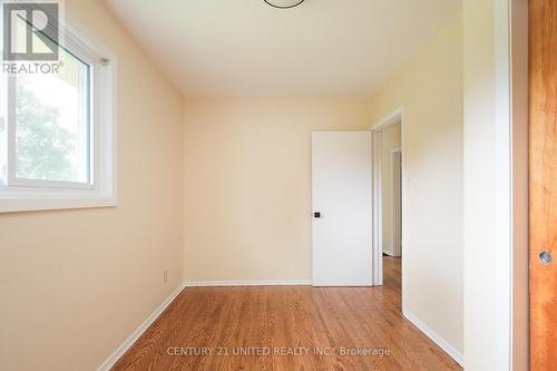 76 Caroline Street, Smith-Ennismore-Lakefield (Lakefield), ON - Indoor Photo Showing Other Room