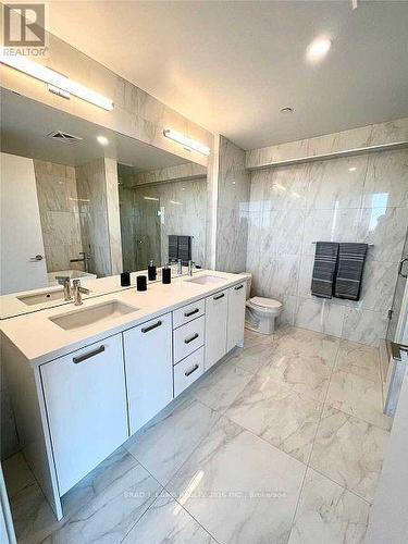 1701 - 458 Richmond Street W, Toronto (Waterfront Communities), ON - Indoor Photo Showing Bathroom