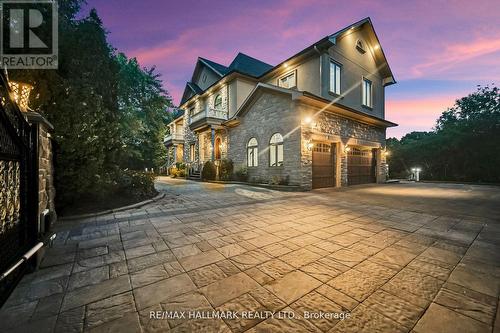 9 Post Road, Toronto (Bridle Path-Sunnybrook-York Mills), ON - Outdoor