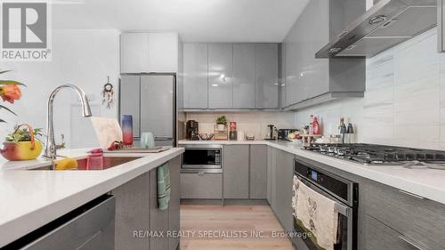 421A - 11782 Ninth Line, Whitchurch-Stouffville, ON - Indoor Photo Showing Kitchen With Upgraded Kitchen