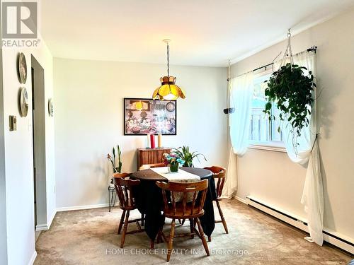 14 - 564 Sheraton Road, Burlington, ON - Indoor Photo Showing Dining Room