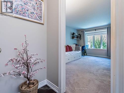 -21 - 2435 Woodward Avenue, Burlington, ON - Indoor Photo Showing Other Room